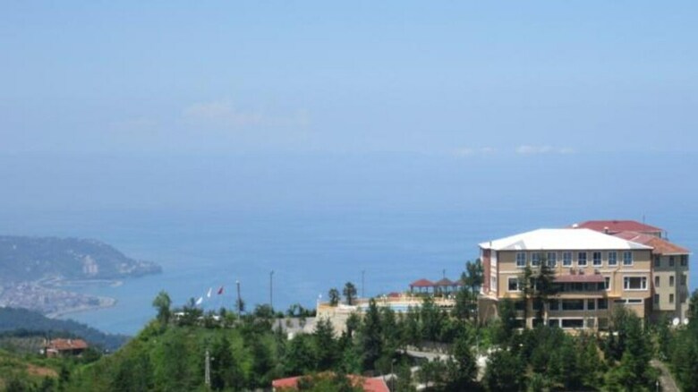 Hotel Zarha Mountain Resort