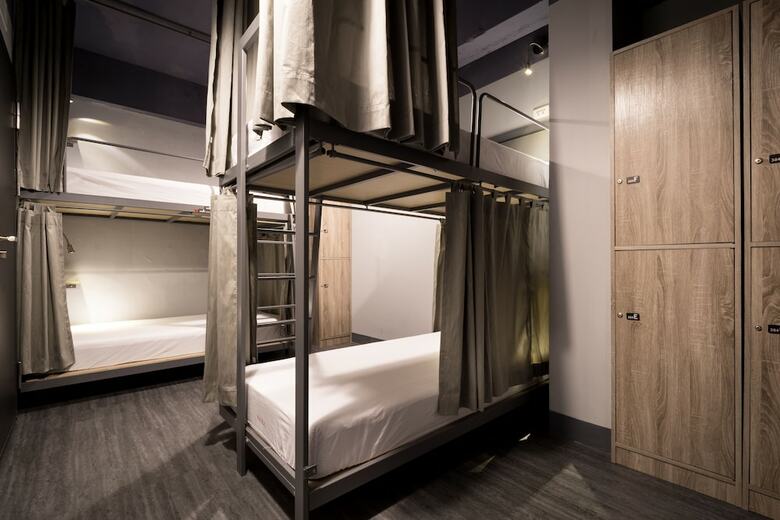 Taipei Travelers International Hostel