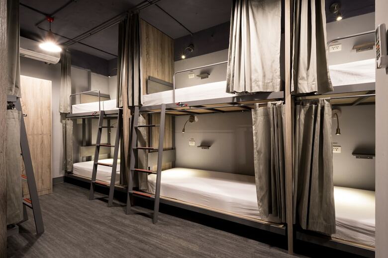 Taipei Travelers International Hostel