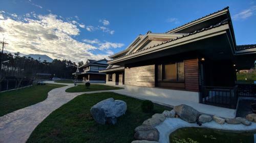 Lodge Xuan Ting Ben Er Jia