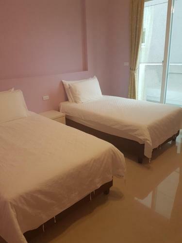 Bed & Breakfast Momo Homestay