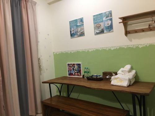 Home & Teak Homestay