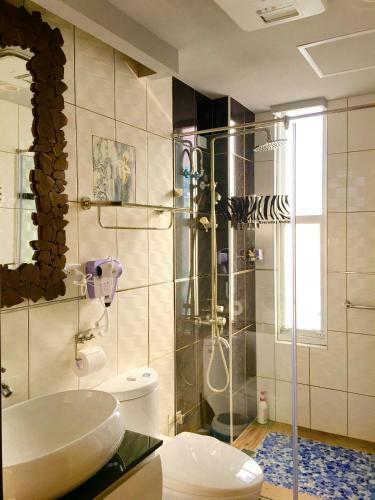 Home & Teak Homestay