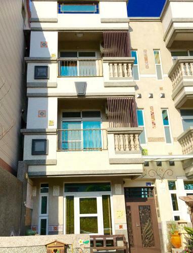 Home & Teak Homestay