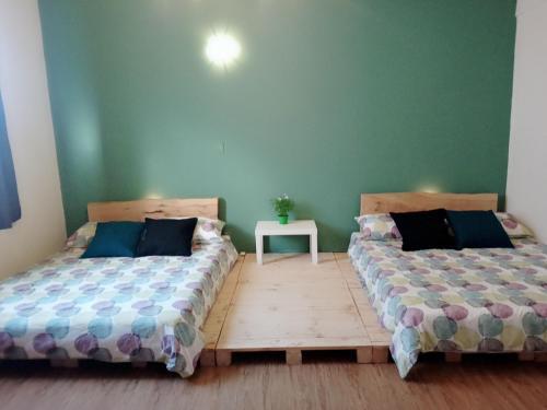 Woods Decor - Guangci St.