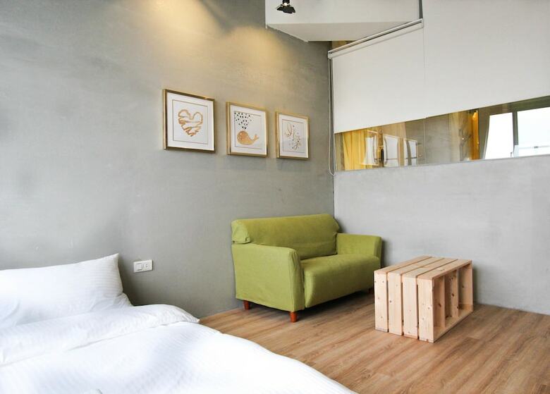 Hotel Youth Inn