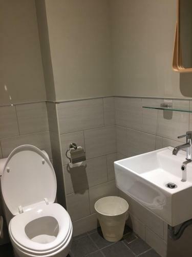 Bed & Breakfast Mini Love