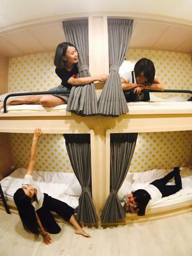 Bed & Breakfast Mini Love