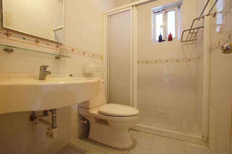 Hotel Music House Homestay