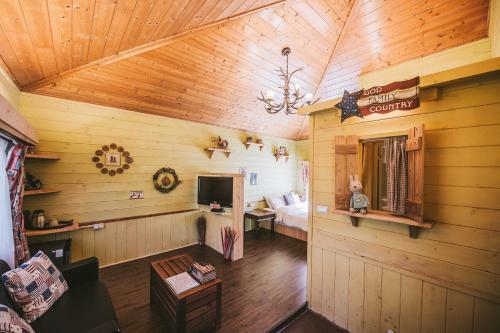 Lodge Olive-tree Village