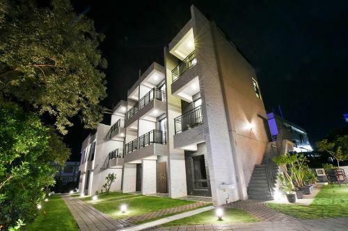 Bed & Breakfast Oceanic Pearl Resort