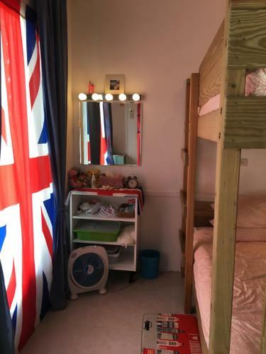 Bed & Breakfast Dave In Douli Homestay
