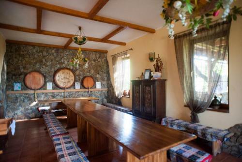 Hostal Polychka Winehouse
