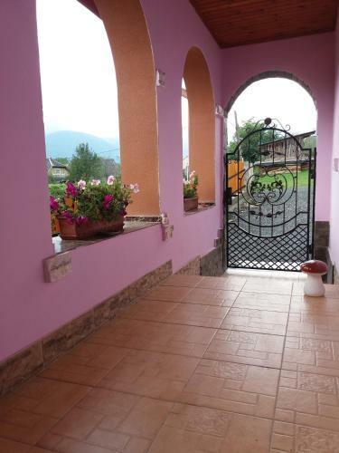 Hostal Usadba Gornaya Skazka