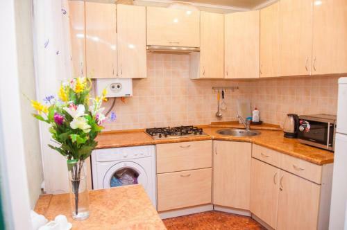 Apartamento 2room Semi-luxury Apt On Stalevarov 21