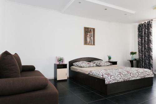Apartment On Novomestenskaya 8 Floor