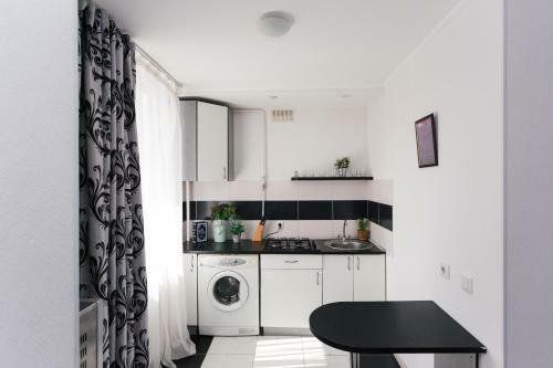 Apartment On Novomestenskaya 8 Floor