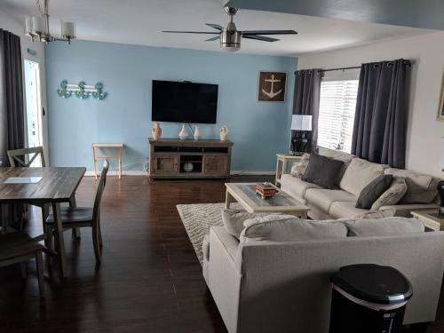 Motel Ashley Brooke Beach Resort