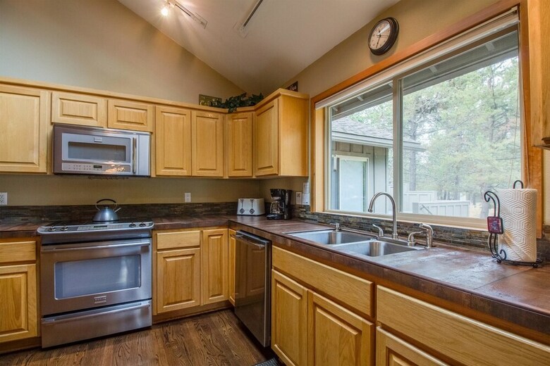 Red Cedar 49