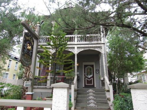 Bed & Breakfast Peace And Plenty Inn
