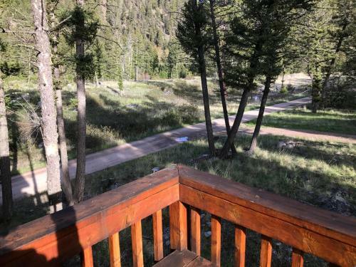 Boulder Creek Lodge