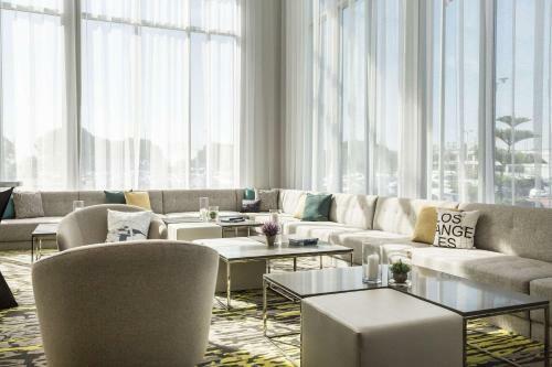 Cambria Hotel Lax