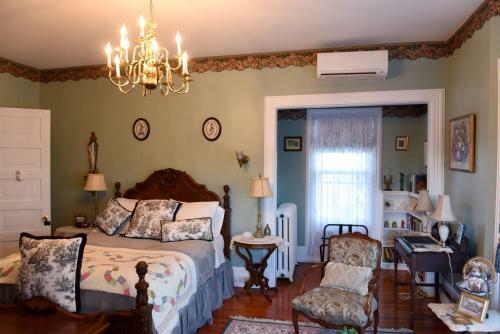 Berkeley House Bed & Breakfast