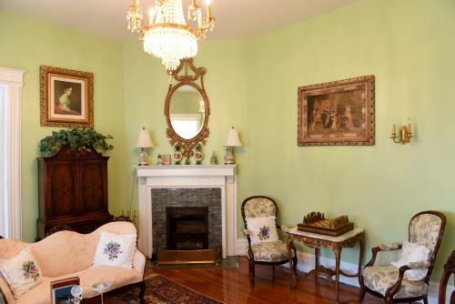 Berkeley House Bed & Breakfast