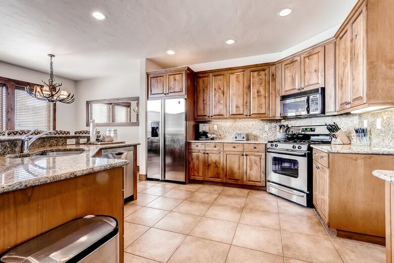 Eagleridge Townhomes 1556