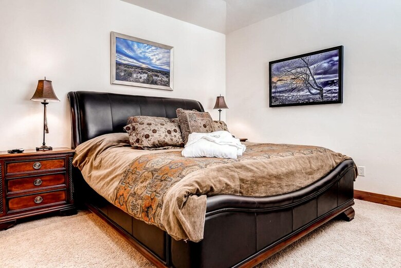 Eagleridge Townhomes 1556