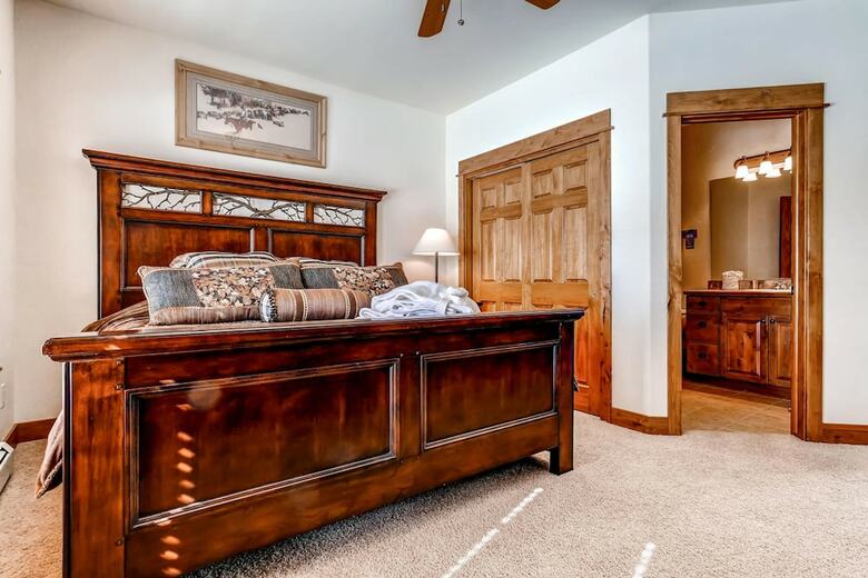 Eagleridge Townhomes 1556