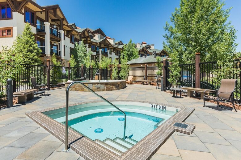 Eagleridge Townhomes 1556