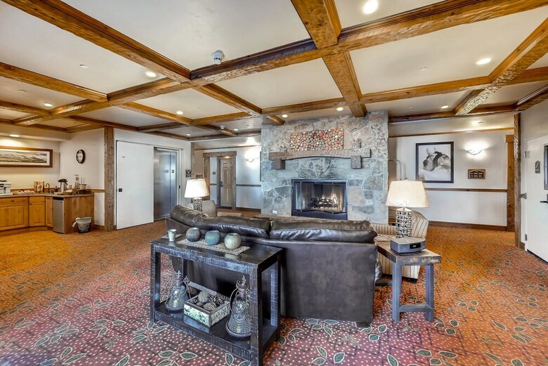 Eagleridge Townhomes 1556