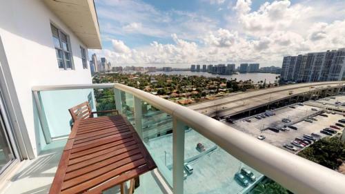 Apartamento Collins Condo #256742