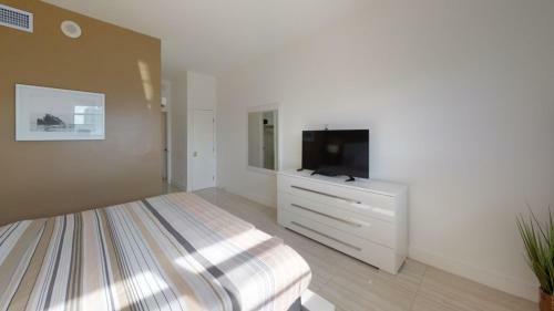 Apartamento Collins Condo #256742