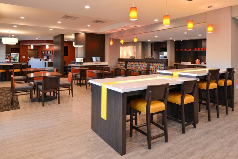 Hotel Towneplace Suites By Marriott Laplace