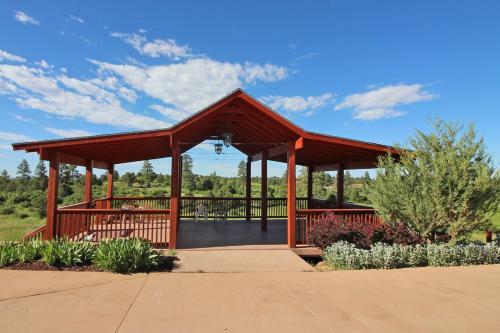 Lodge Sophia Retreat And Event Center