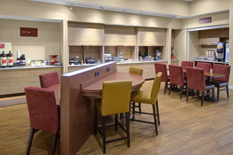 Hotel Towneplace Suites By Marriott Parkersburg