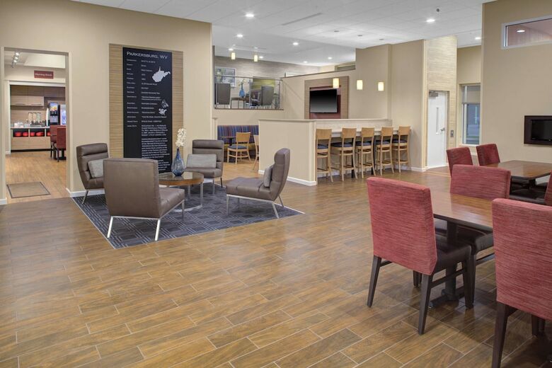 Hotel Towneplace Suites By Marriott Parkersburg