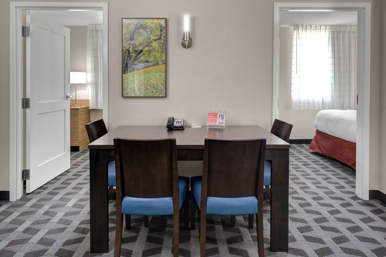 Hotel Towneplace Suites By Marriott Parkersburg