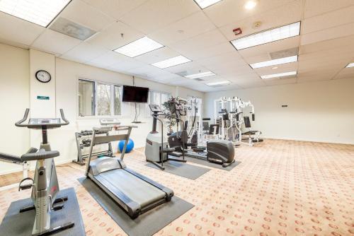 Apartamento 2700 Eagleridge Dr Condo Unit N11
