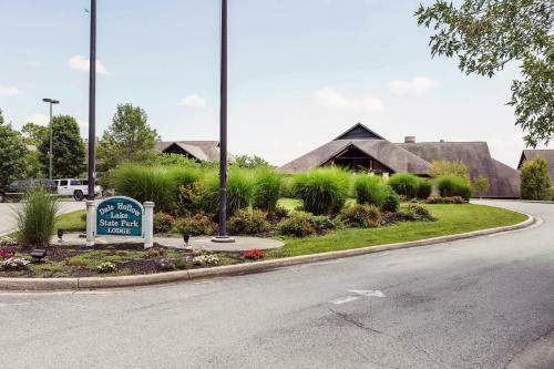 Dale Hollow Lake State Resort Park