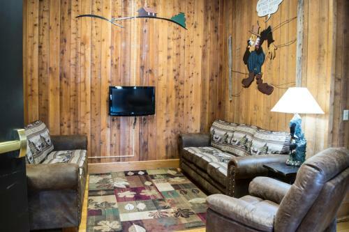 Hotel Abe Martin Lodge & Cabins