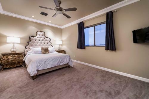 Santa Catalina Estate