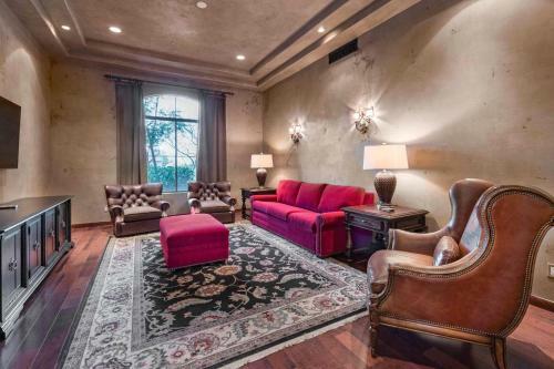 Santa Catalina Estate
