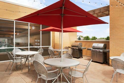 Hotel Home2 Suites By Hilton Milwaukee Brookfield