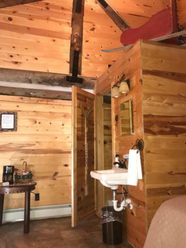 Judith Mountain Lodge
