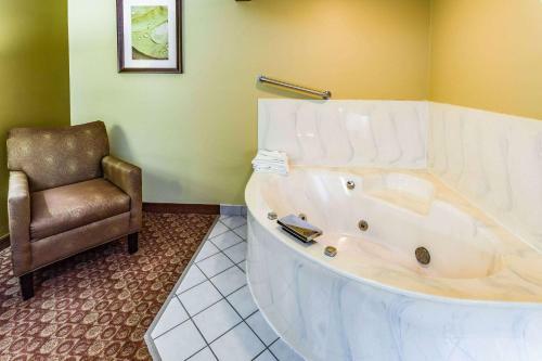 Hotel Americinn By Wyndham Blue Earth