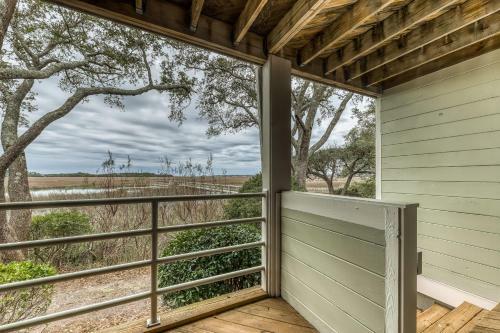 Shelter Cove 1722