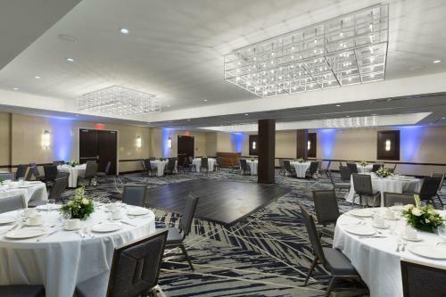 Hotel Doubletree By Hilton Jamestown, Ny